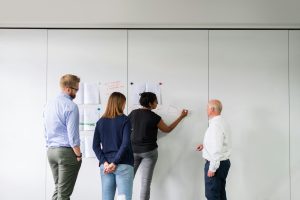 Illustrative image of Engineers Planning Structure used in Accordemy®'s training on Leadership Communication Skills.